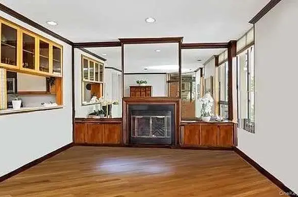 New York (Manhattan) MLS#887910 property listing photo 1