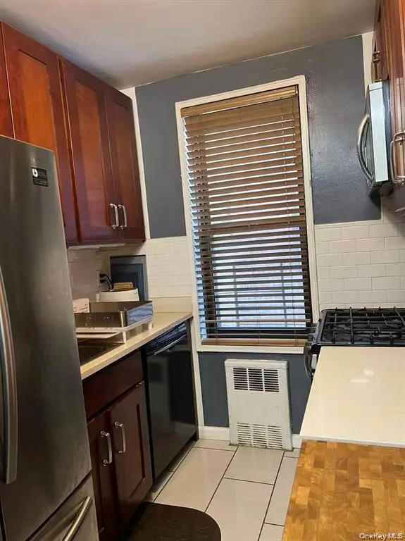 Oakland Gardens MLS#1029064 property listing photo 5