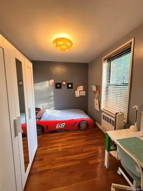 Oakland Gardens MLS#1029064 property listing photo 9