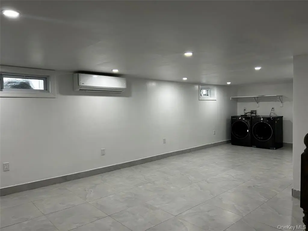 Oakland Gardens MLS#1039560 property listing photo 4