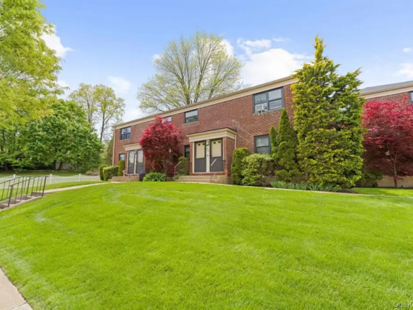 Oakland Gardens MLS#990401 property listing photo 1