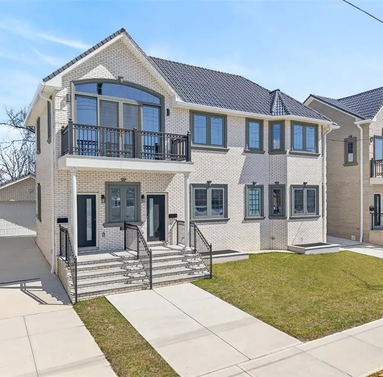 MLS#978512 Ozone Park 房源照片 1 / listing photo 1