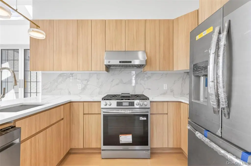 MLS#978512 Ozone Park 房源照片 14 / listing photo 14