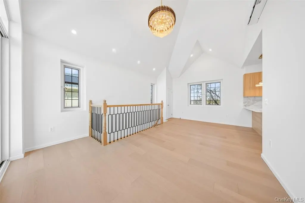 MLS#978512 Ozone Park 房源照片 27 / listing photo 27