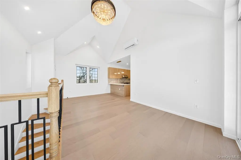 MLS#978512 Ozone Park 房源照片 28 / listing photo 28