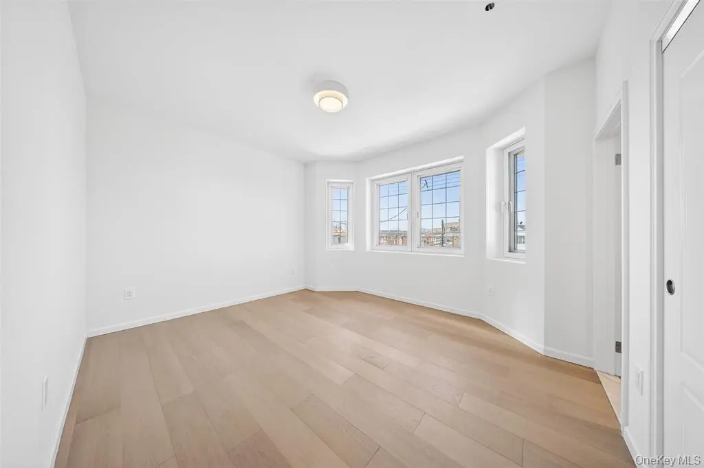 MLS#978512 Ozone Park 房源照片 35 / listing photo 35
