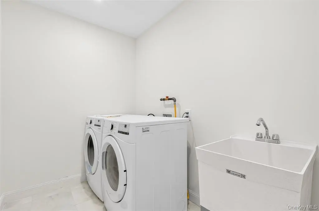MLS#978512 Ozone Park 房源照片 45 / listing photo 45