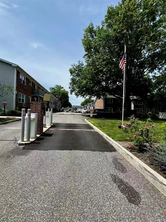 MLS#1021006 Patchogue 房源照片 13 / listing photo 13