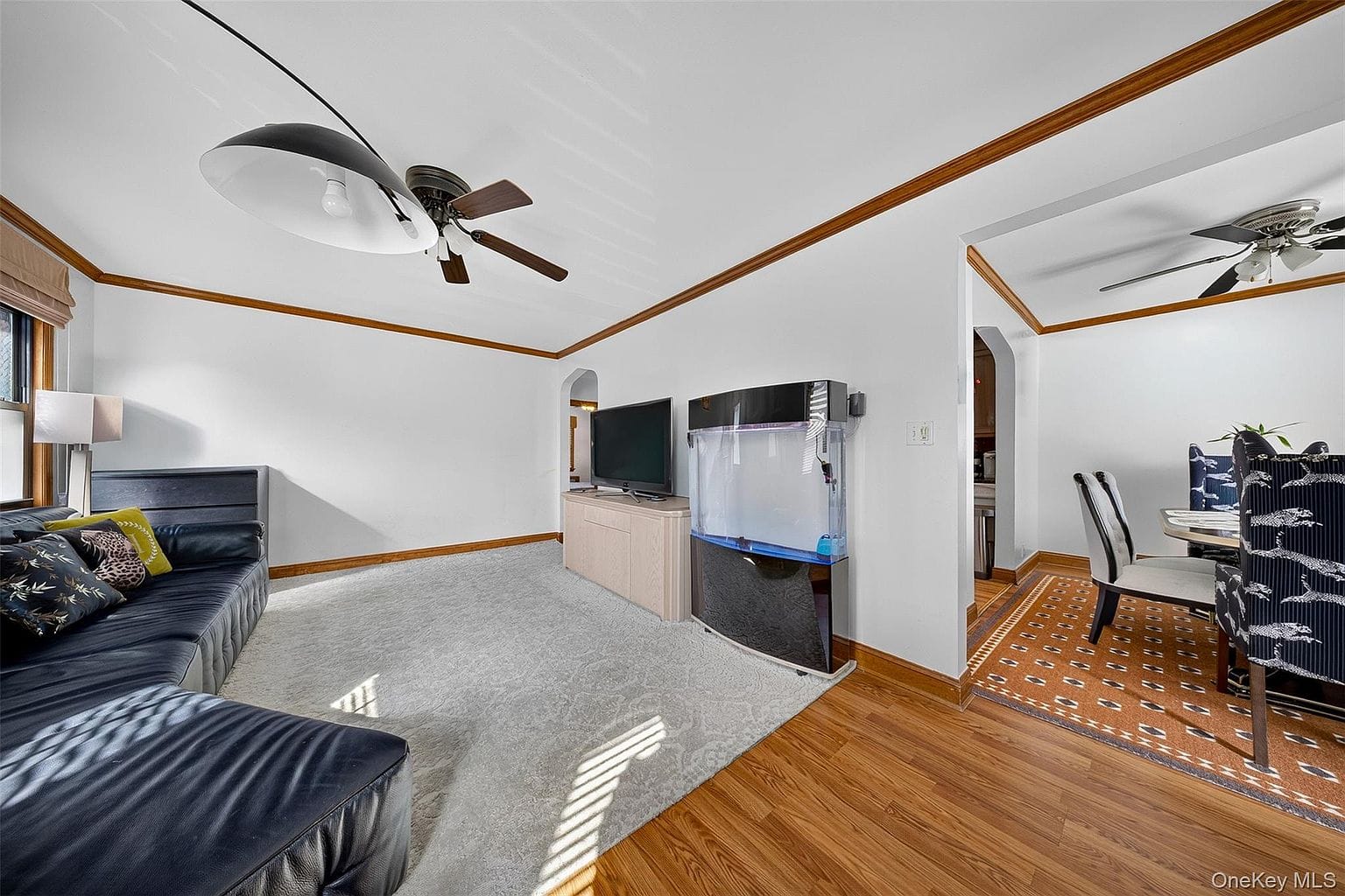 170-19 Pidgeon Meadow Rd|客厅角度二 170-19 Pidgeon Meadow Rd客厅第二角度。