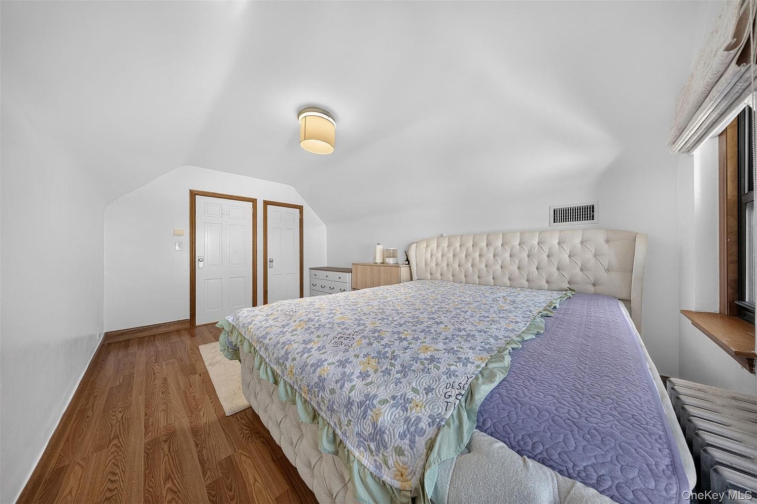 170-19 Pidgeon Meadow Rd|卧室四 170-19 Pidgeon Meadow Rd另一间楼上卧室。