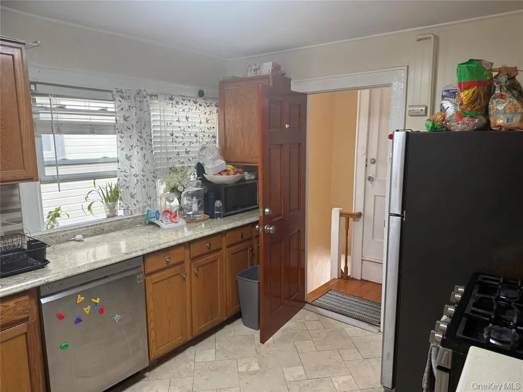 MLS#1001580 Port Chester 房源照片 12 / listing photo 12