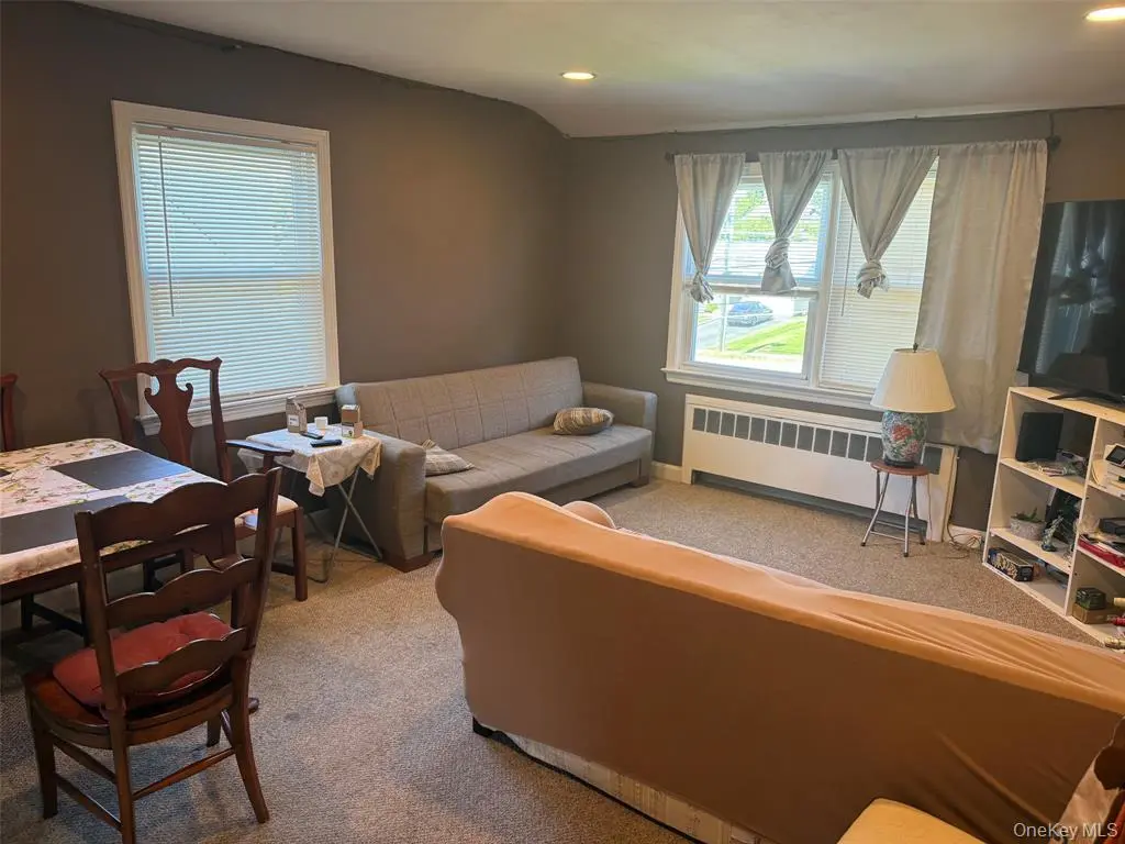 MLS#1008396 Port Chester 房源照片 4 / listing photo 4