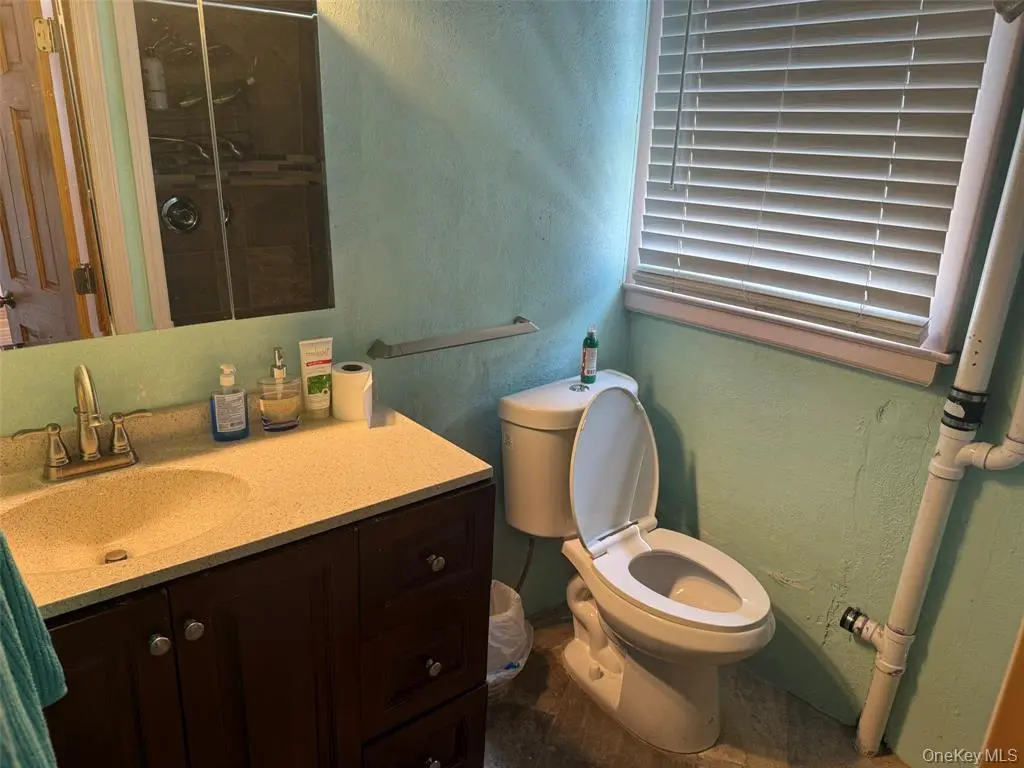 MLS#1008396 Port Chester 房源照片 12 / listing photo 12