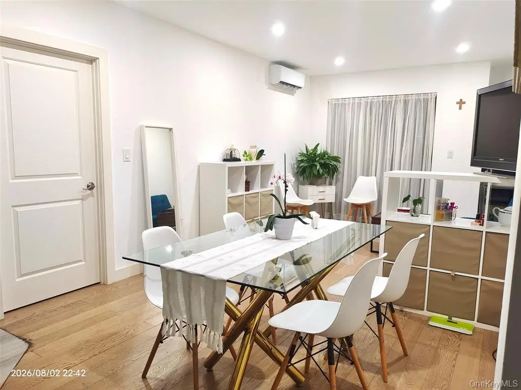 Rego Park MLS#1035332 property listing photo 2