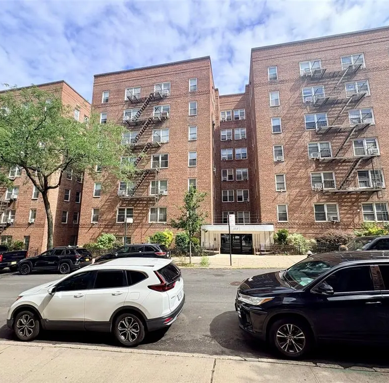 Rego Park MLS#1042529 property listing photo 1
