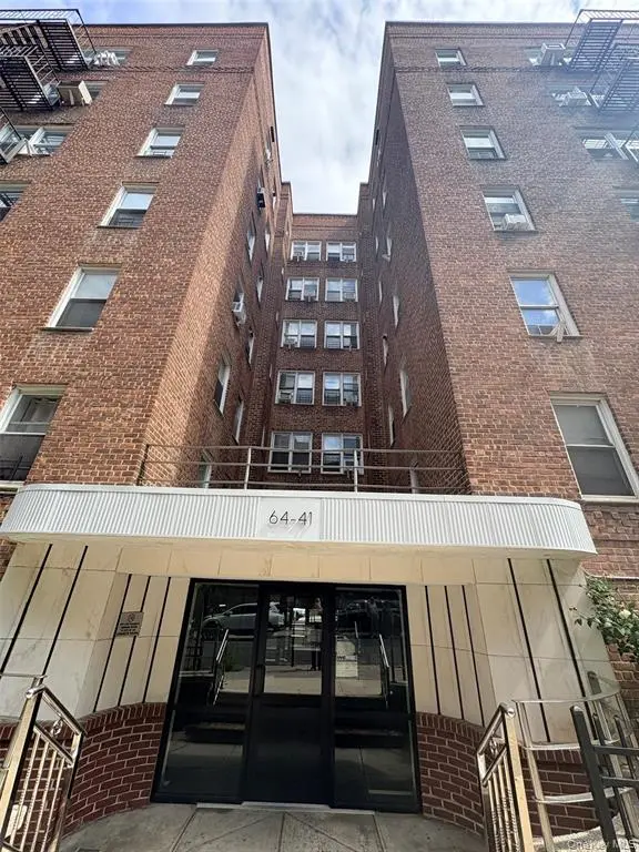 Rego Park MLS#1042529 property listing photo 2