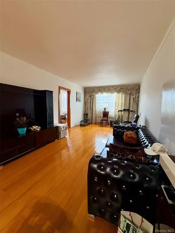 Rego Park MLS#1042529 property listing photo 5