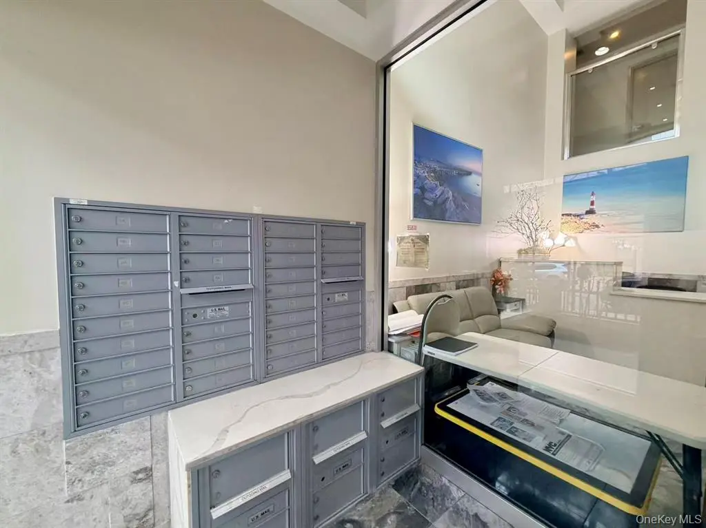 Rego Park MLS#980168 property listing photo 25