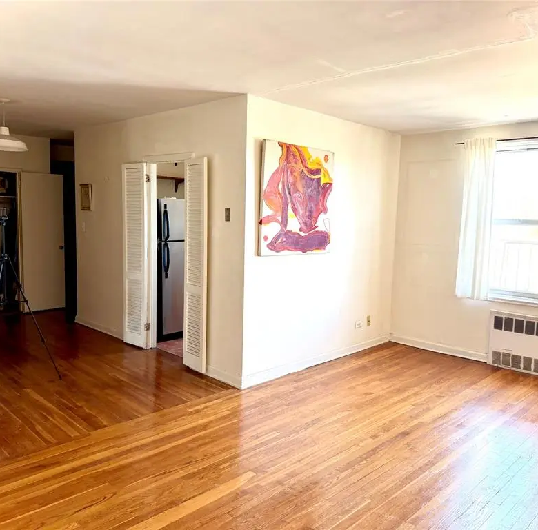 Rego Park MLS#995520 property listing photo 1