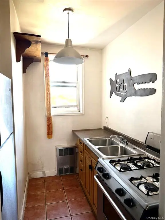 Rego Park MLS#995520 property listing photo 11