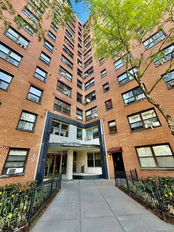 Rego Park MLS#990373 property listing photo 2