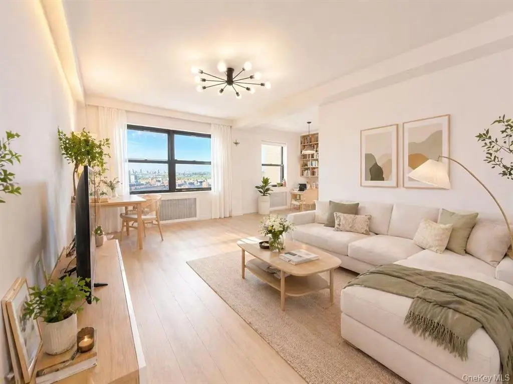Rego Park MLS#990373 property listing photo 5