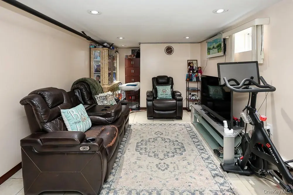 Saint Albans MLS#1022123 property listing photo 15