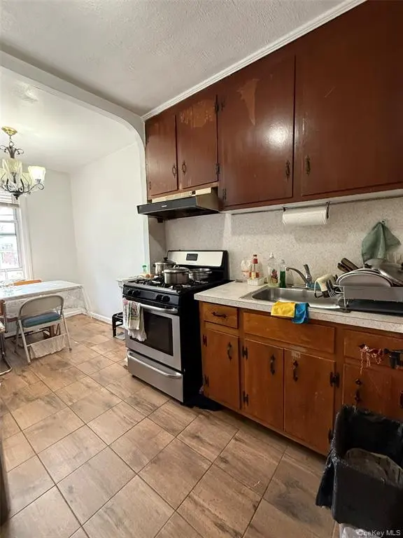 South Ozone Park MLS#1012477 property listing photo 14