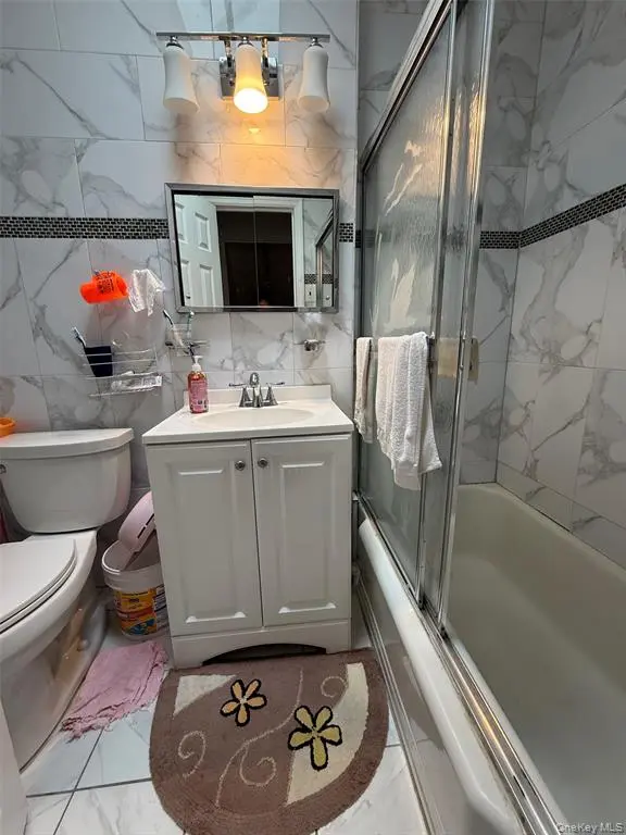 South Ozone Park MLS#1012477 property listing photo 18