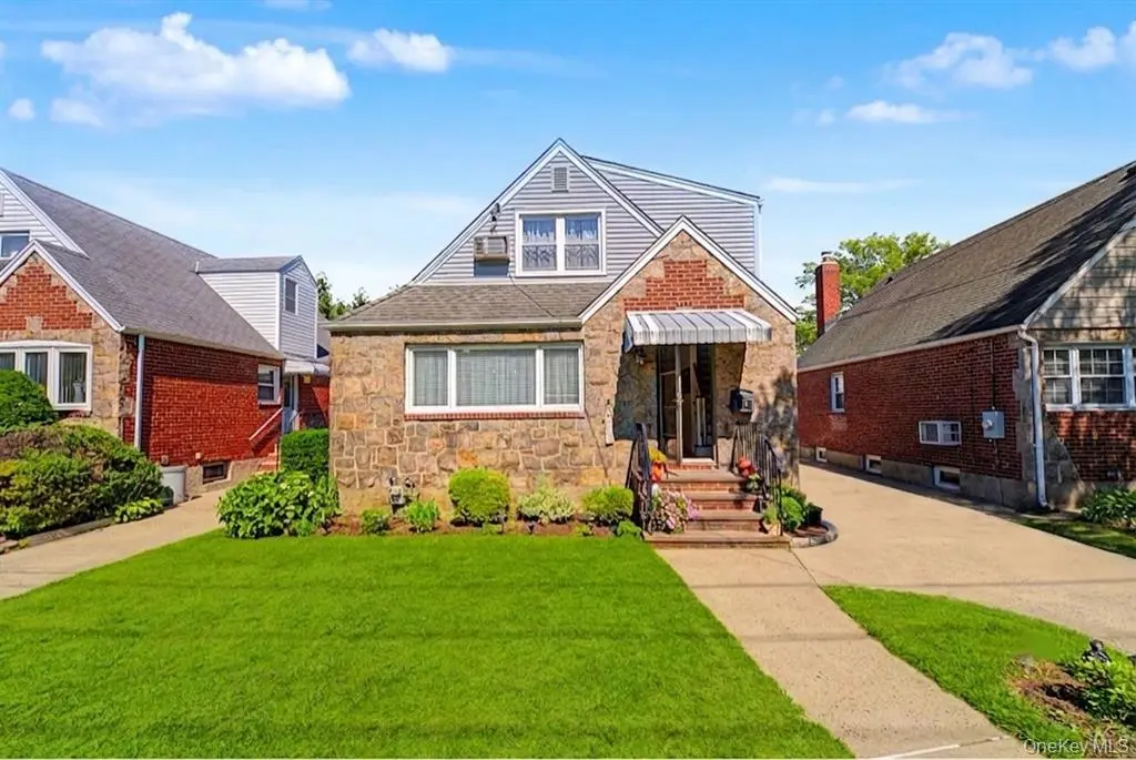 Stewart Manor MLS#1020154 property listing photo 3