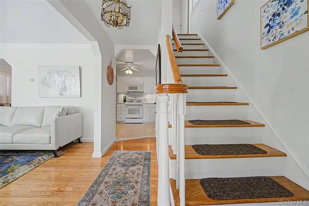 Stewart Manor MLS#1020154 property listing photo 4