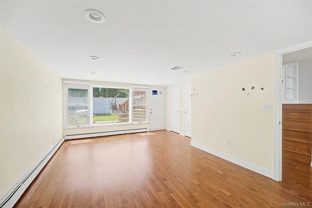 Syosset MLS#1001415 property listing photo 5
