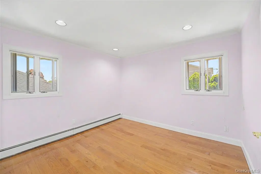 Syosset MLS#1001415 property listing photo 10