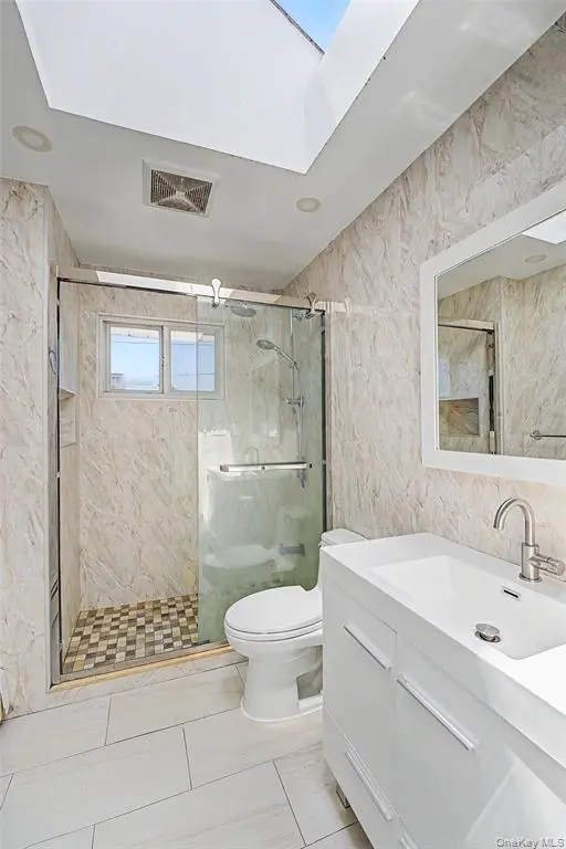 Syosset MLS#1001415 property listing photo 11