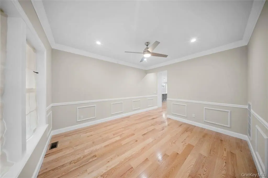 Wheatley Heights MLS#1022777 property listing photo 17
