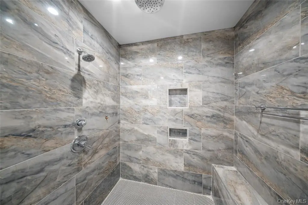 Wheatley Heights MLS#1022777 property listing photo 36