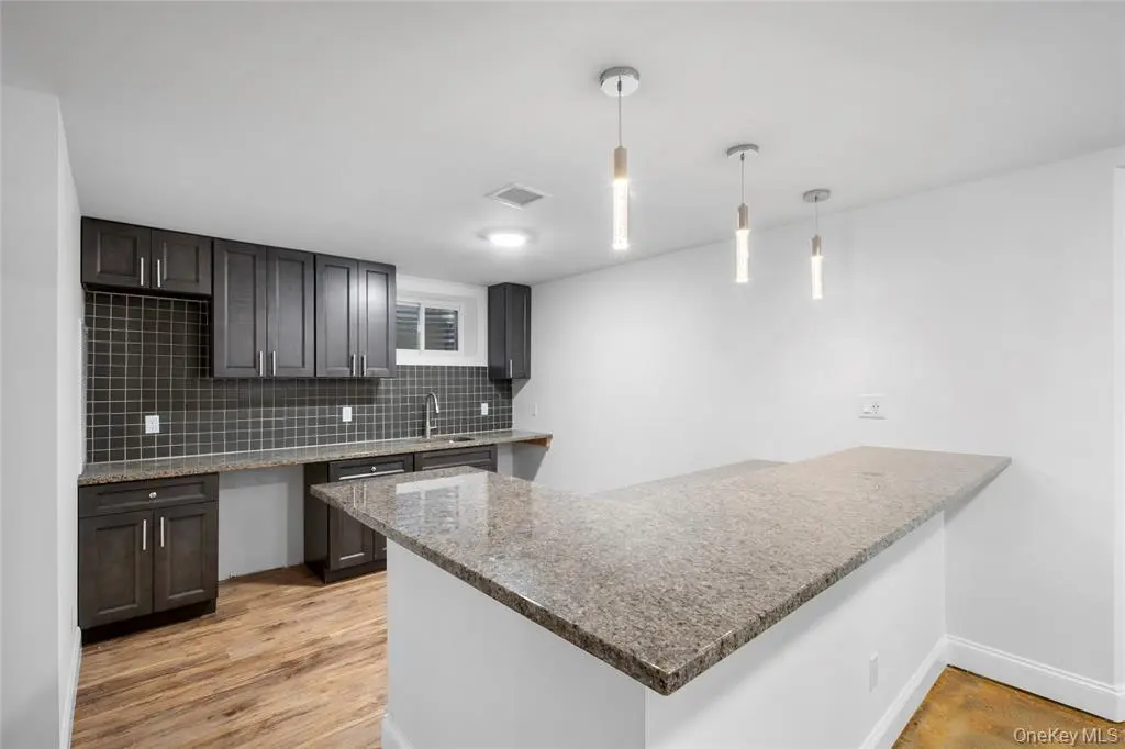 Wheatley Heights MLS#1022777 property listing photo 43