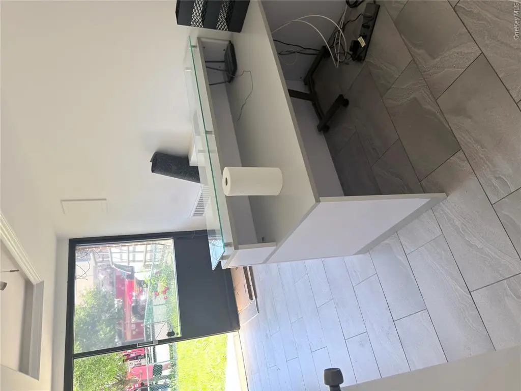 MLS#1008817 Whitestone 房源照片 3 / listing photo 3