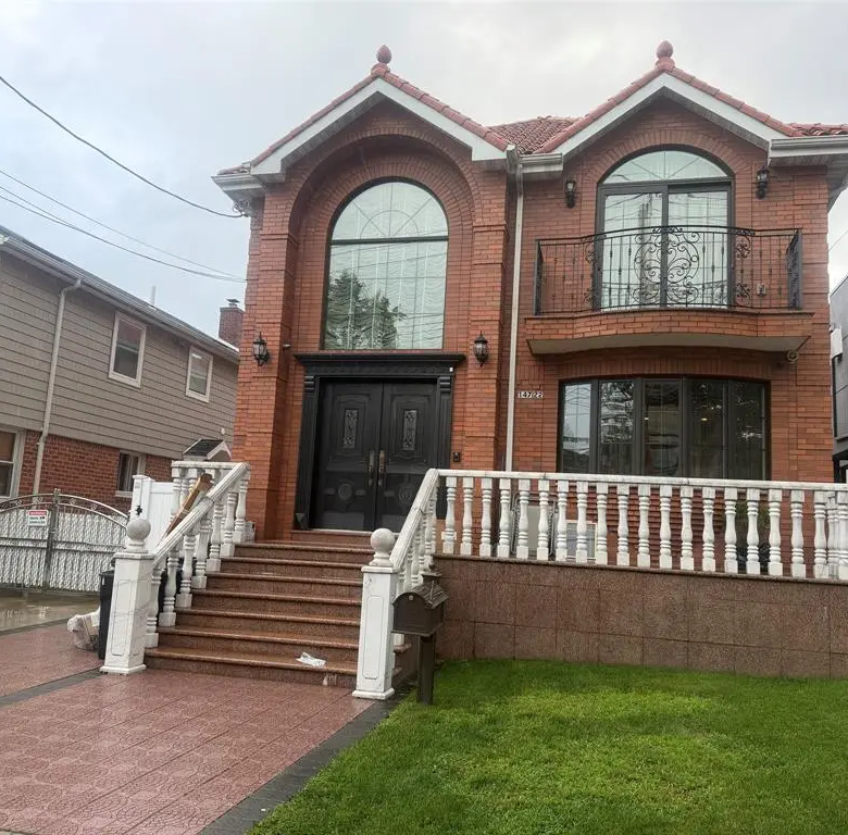 MLS#1033566 Whitestone 房源照片 1 / listing photo 1