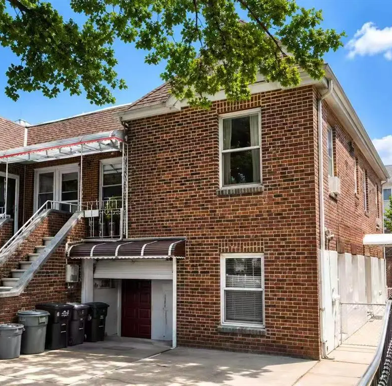 MLS#1022823 Whitestone 房源照片 1 / listing photo 1
