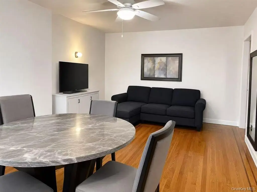 MLS#1022823 Whitestone 房源照片 3 / listing photo 3
