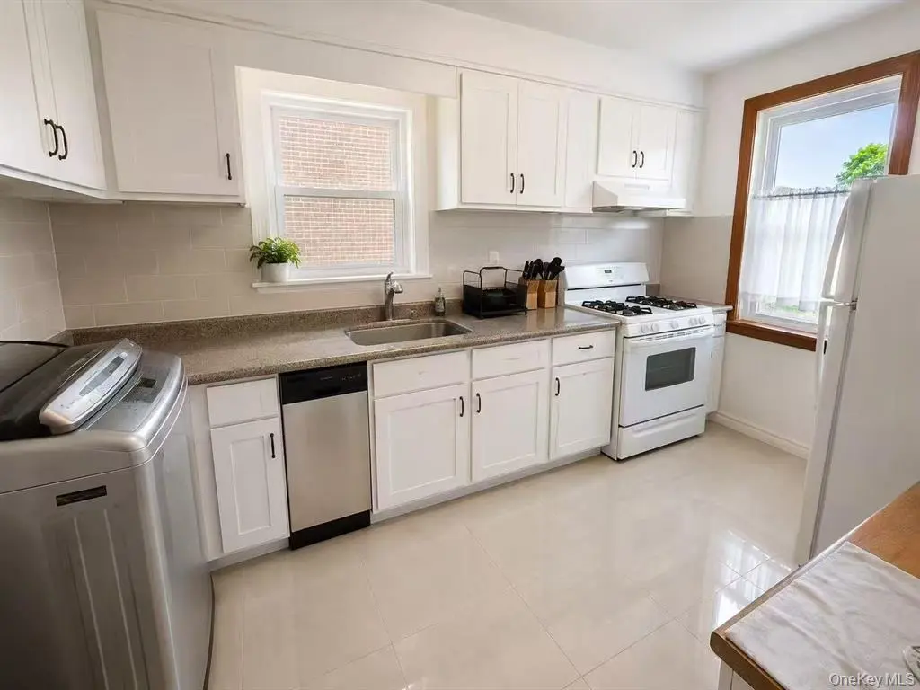 MLS#1022823 Whitestone 房源照片 8 / listing photo 8