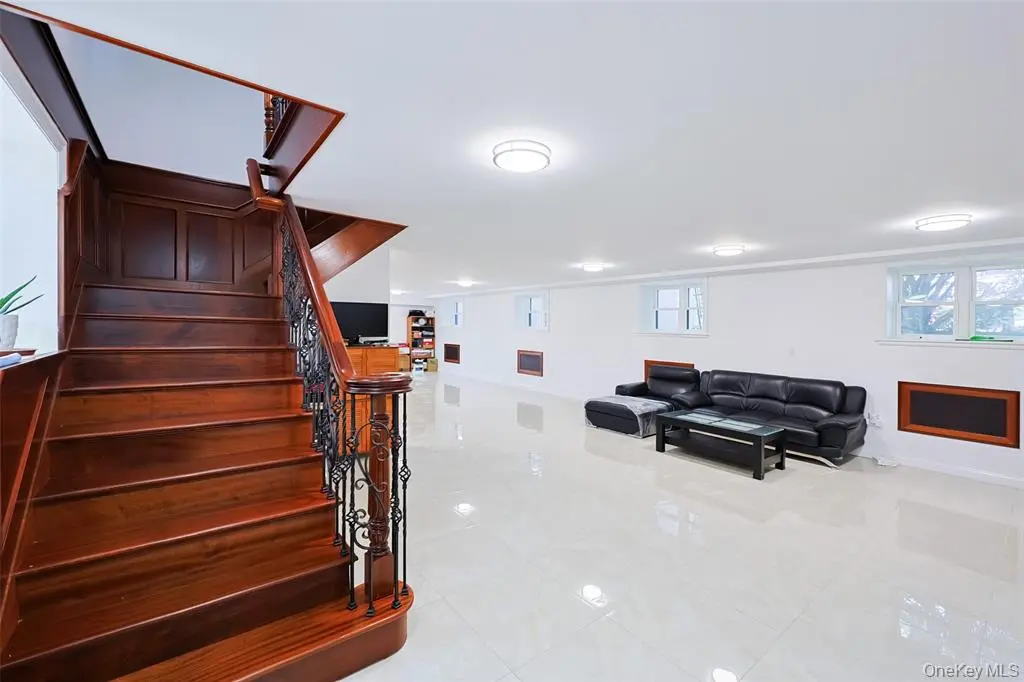 MLS#1003103 Whitestone 房源照片 27 / listing photo 27