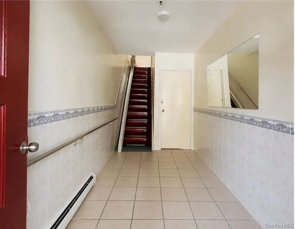 MLS#1040044 Woodside 房源照片 3 / listing photo 3
