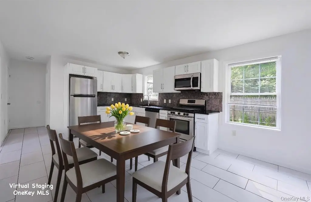 MLS#930603 Yonkers 房源照片 6 / listing photo 6