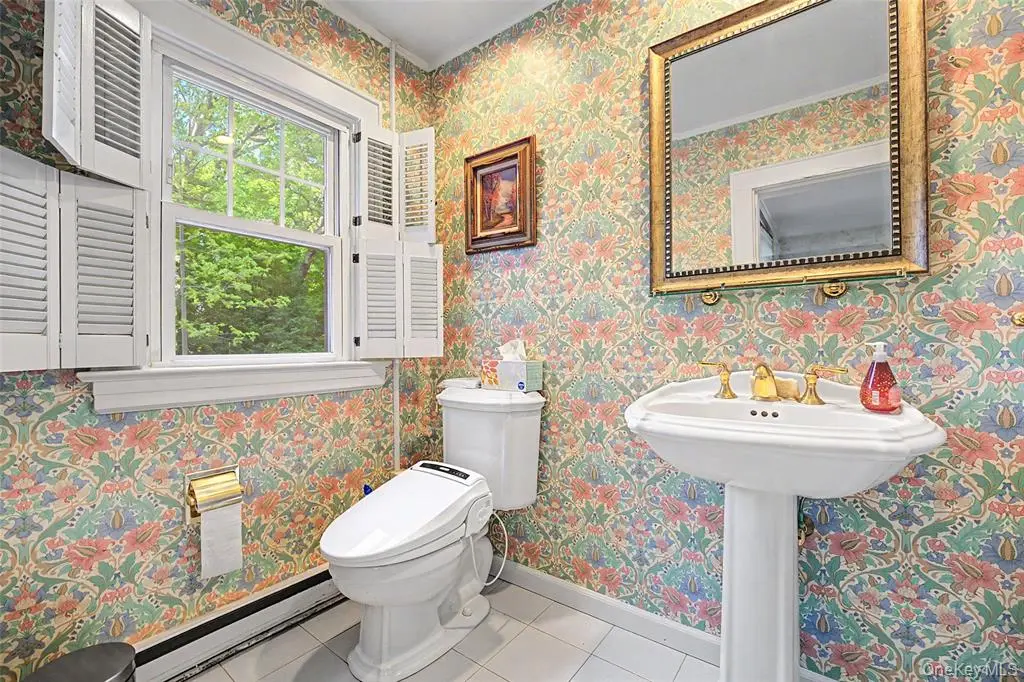 Powder room with pedestal sink