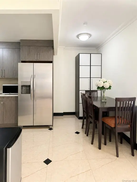 Dining area and refrigerator