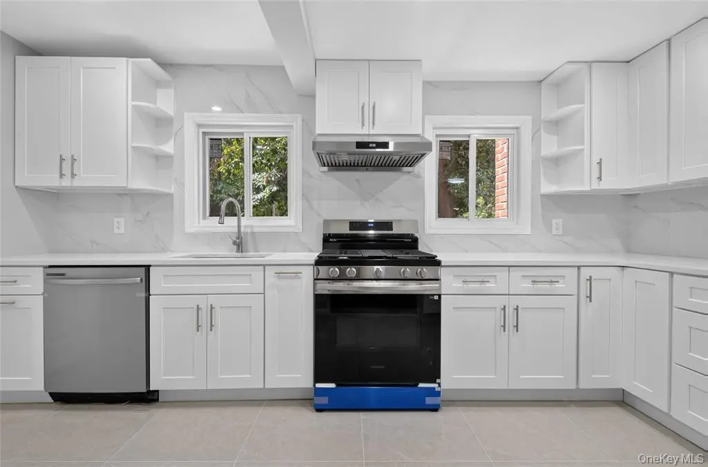 Kitchen cabinetry and gas range