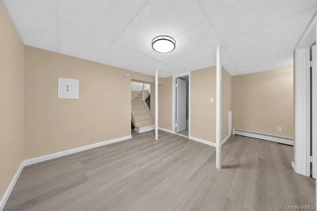 Finished basement recreation space