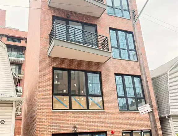 法拉盛新建两家庭住宅｜两套两房｜房源照片｜图片 1/11